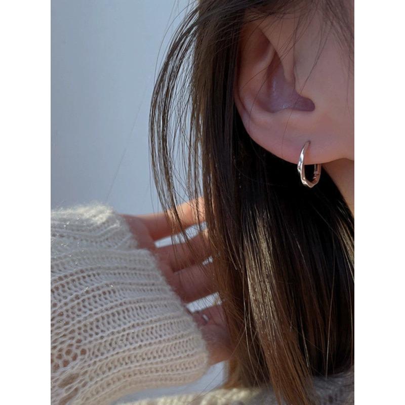 Earrings Women's Mobius Earrings Ear Buckles, Ear Holes Earrings, Plain Rings Niche Design Earrings