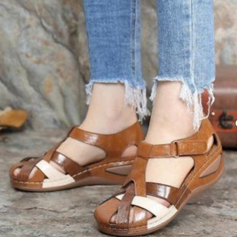 2024 Новые летние женские сандалии Baotou Flat Casual Shoes Slip-On Buckle Strap Sandals Color Block Women's Daily Comfort
