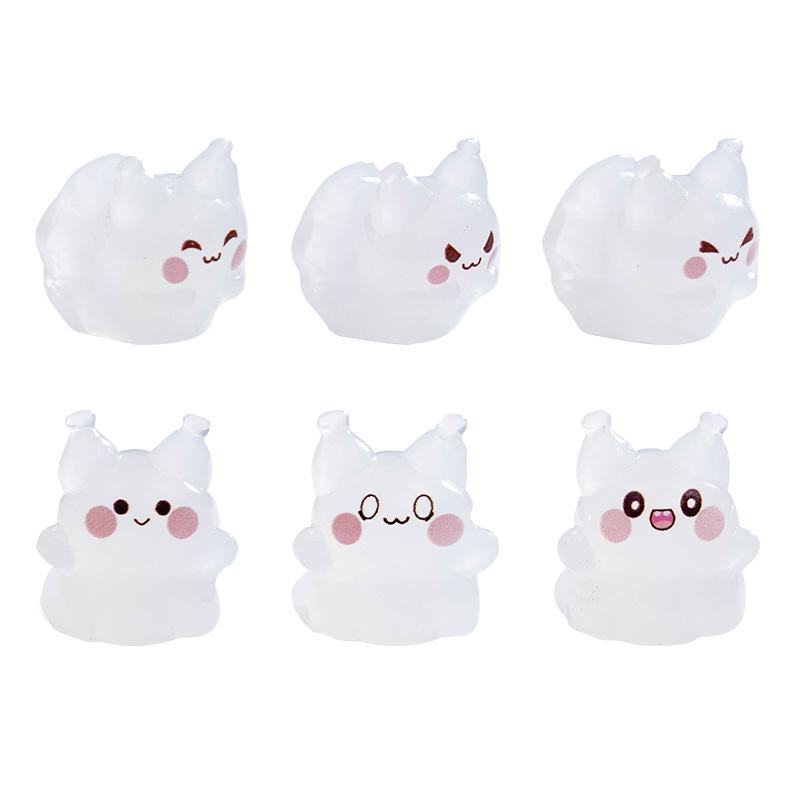 Микропейзаж Милая светящаяся в темноте фигурка кота Маленькое привидение Декоративные аксессуары для рабочего стола Мини-украшения