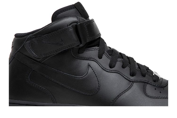 Мужские кроссовки Nike Air Force 1 Mid Черные (2016) Черный/черный