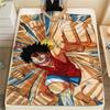 Фланелевое одеяло с принтом персонажей One Piece, Высококачественное, Удобное для всех сезонов, Декор для дома, Тепло и уют, Идеально для рождественских подарков