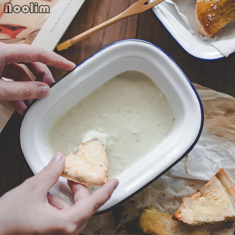 Ретро эмалированный прямоугольный поднос – Красный и синий ободок, тарелка для выпечки и обеда для домашнего использования