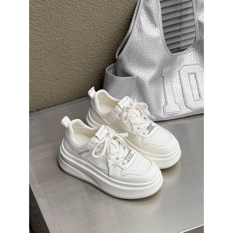 Platform White Shoes Women's Autumn and Winter New Heightening Board Shoes Fashionable Versatile Lightweight Niche Sports Shoes