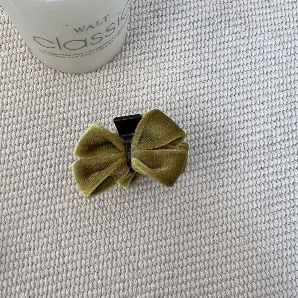 Заколка для волос с яркими камушки из горного хрусталя