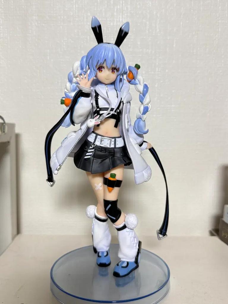 Hololive Pekora figure Used