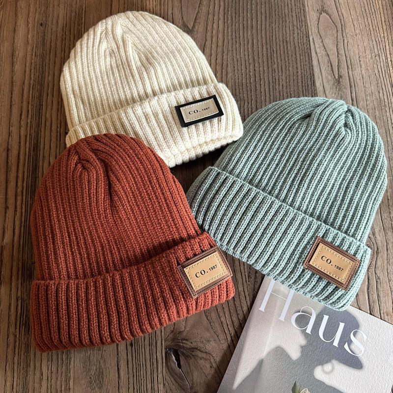 Style Woolen Beanie For Women And Men Thick Knit Cap With Wind Resistance For Autumn And Winter