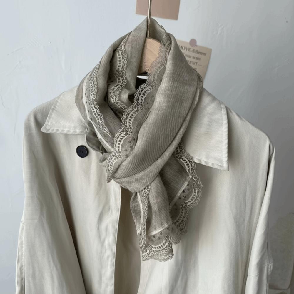 Lace Edge Flaxen Lace Scarf Elegant Women's Shawl Literary Sunscreen Shawl for Women