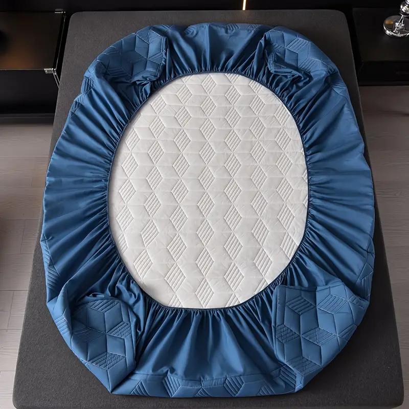 1 шт. Водонепроницаемый чехол-протектор для матраса однотонный стеганый с геометрическим узором, из утолщенной прочной ткани для дома и общежития, гладкая текстура