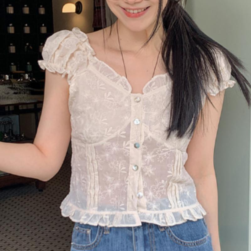 French Short Crop Tops Fashion Button Up Cotton Lace Shirts Chic Korea Design Japanese Style Summer Small Ruffles Women Blouses