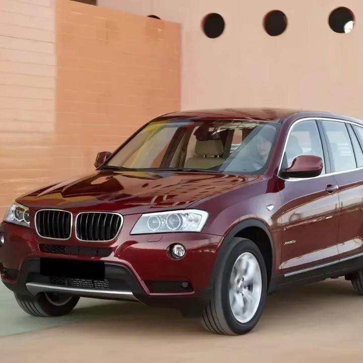 Решетка радиатора BMW X3 F25 с двойной/одинарной планкой, варианты исполнения: Полный/Звездный стиль (Модели 2011-2013 годов)