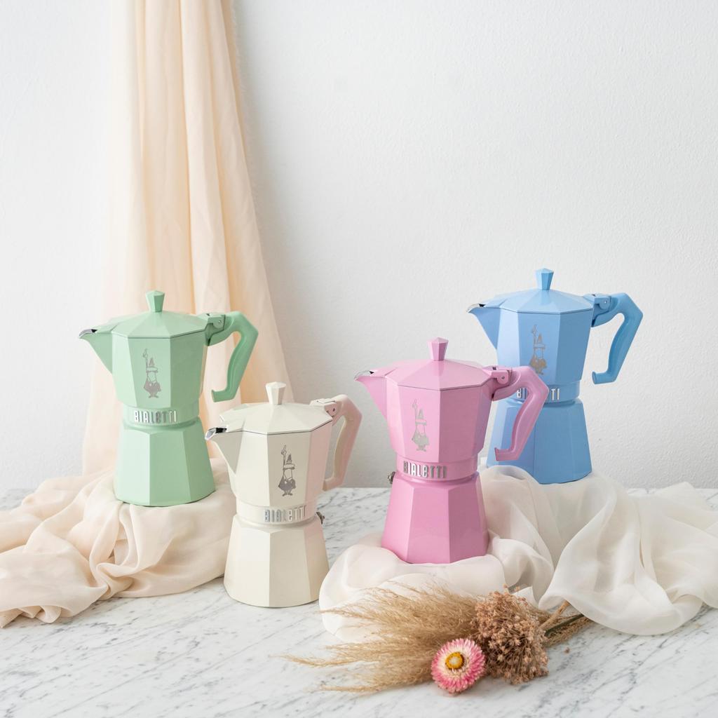 Bialetti Mocha Exclusive Cream 3 Cup Direct Fire Type Maker Espresso Maker (Coffee Macchinetta)