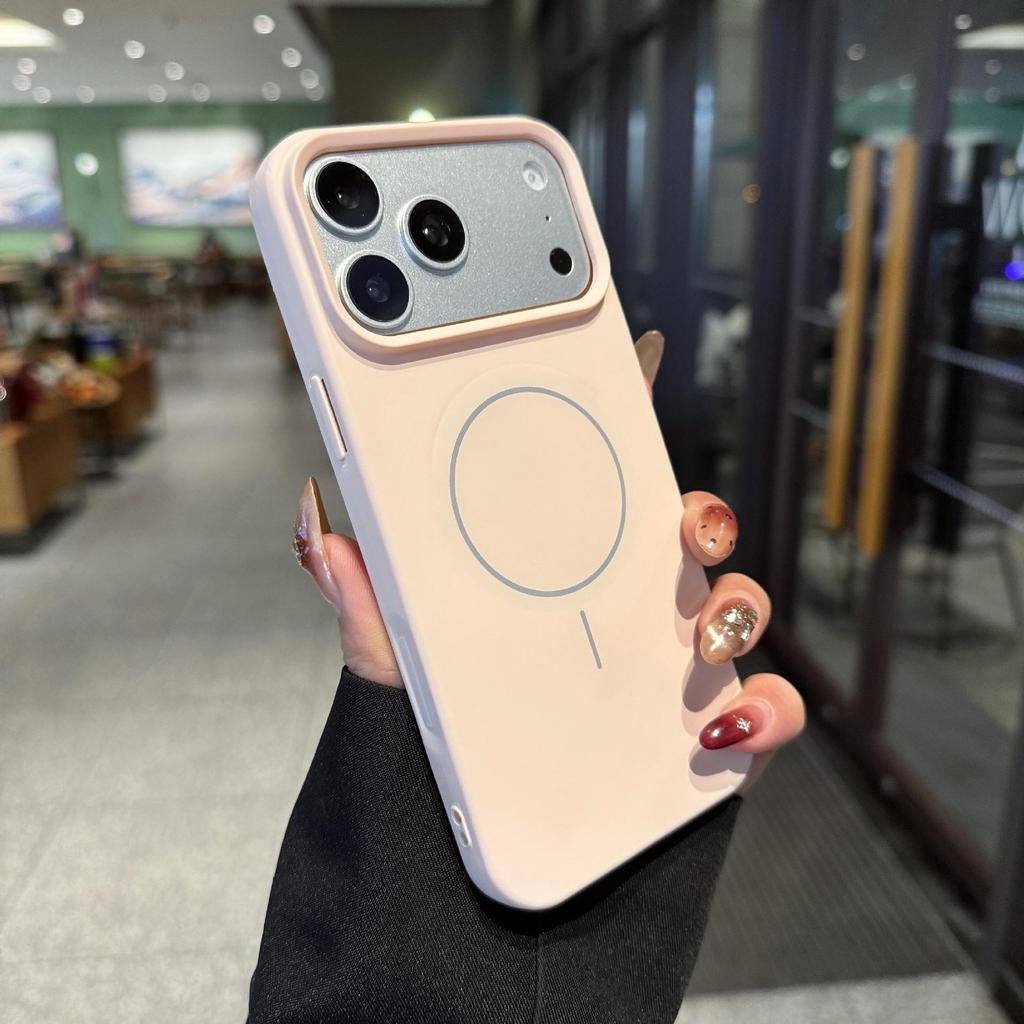 Защитный чехол Apple 17 Promax из жидкого силикона для iPhone 16/15 Pro с магнитным кольцом