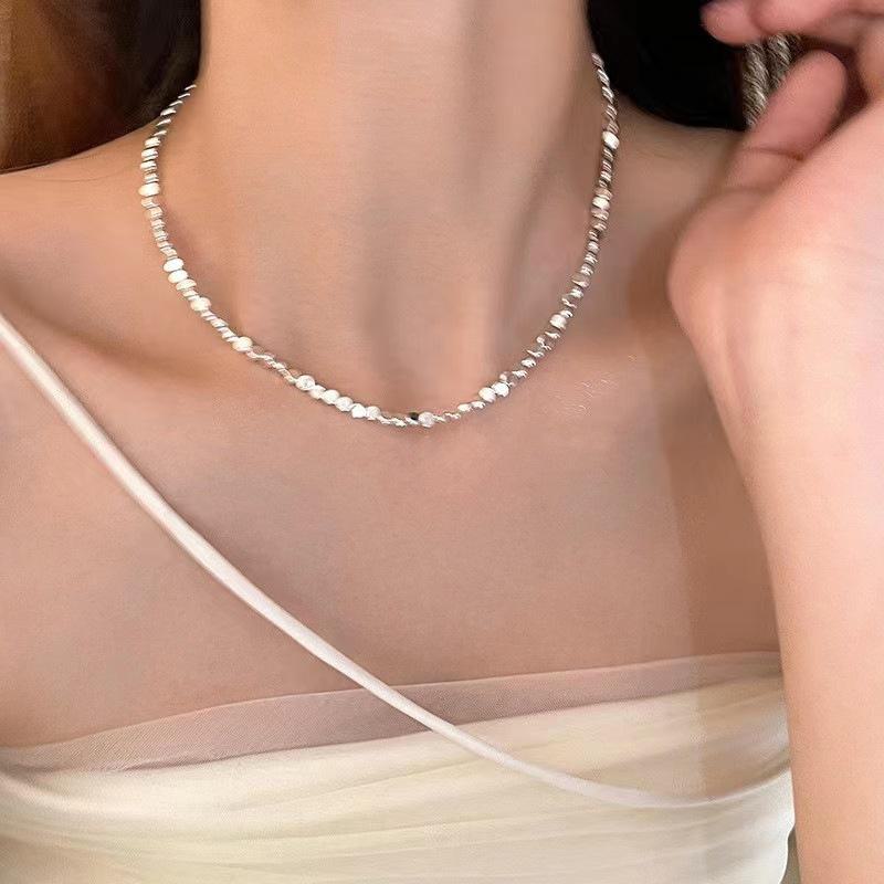 Elegant Silver Pearl Necklace - High-End, Cold Style Clavicle Chain