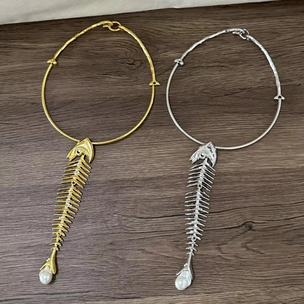 Rhinestone Big Fish Bone Pendant Choker Necklace Novelty Design Fish Bone Neck Chain For Women