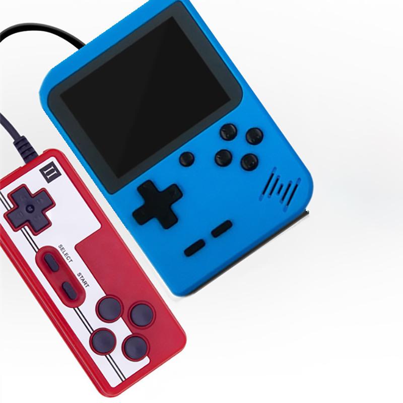Портативная ретро консоль с 400 встроенными играми для подростка