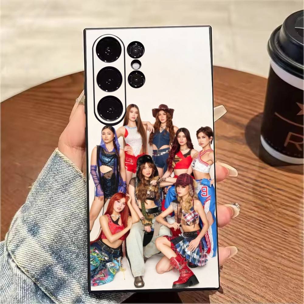 Чехол для телефона Girls Group B-BINIII-I GwenS для Samsung S25, S24, S21, S22, S23, S20, Ultra, S26, Plus, Fe, Note, 5G Черный
