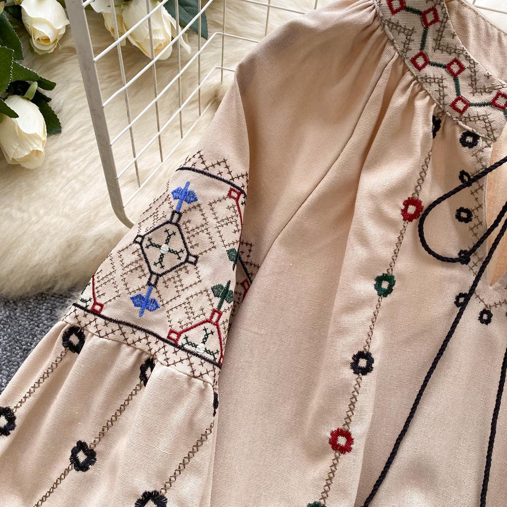 Элегантная блузка на шнуровке с вышивкой, длинным рукавом и плиссировкой. Шикарный винтажный топ с V-образным вырезом. Женская модная рубашка для весны, вечеринки по случаю дня рождения, Y2k.