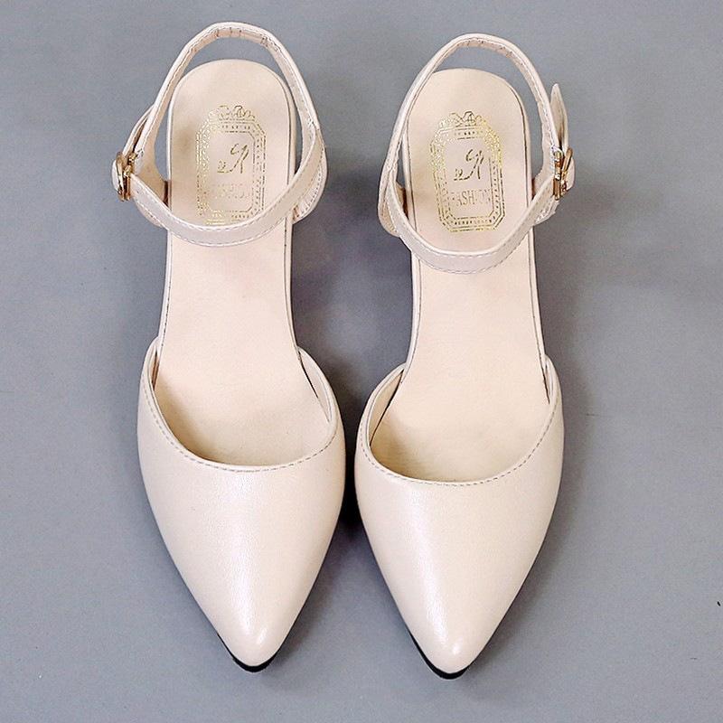 2024 Ранняя весна Новые туфли Baotou Single Shoes Женские босоножки на среднем каблуке с одной пуговицей и высоким толстым каблуком с острым носком и юбкой