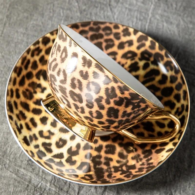 Модные кофейные чашки с леопардовым принтом, легкие, роскошные, высокого класса, чашка для послеобеденного чая и набор тарелок, бытовая, изящная, керамическая, молочная чашка