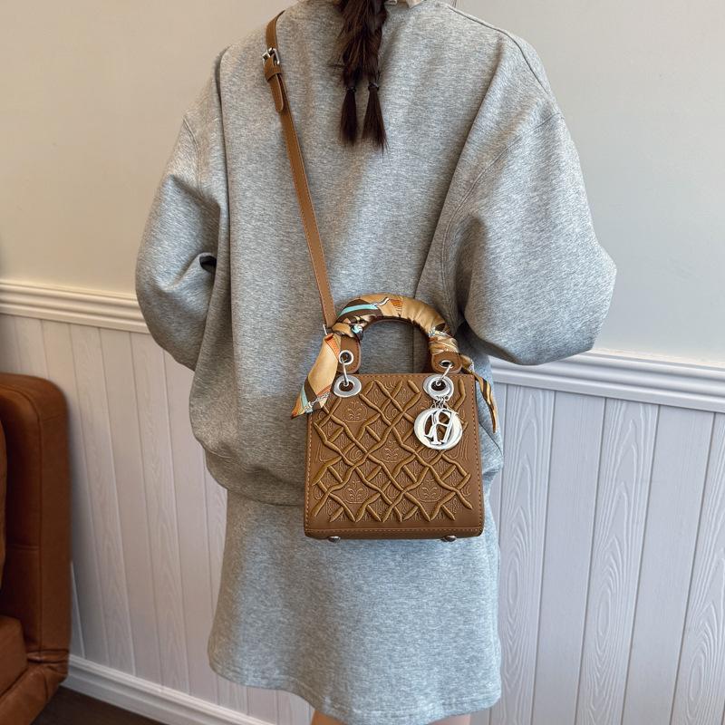 Новая модная сумка-шарф из вышитого шелка в стиле тяжелой промышленности, портативная, на плечо, кроссбоди, трендовая женская сумка