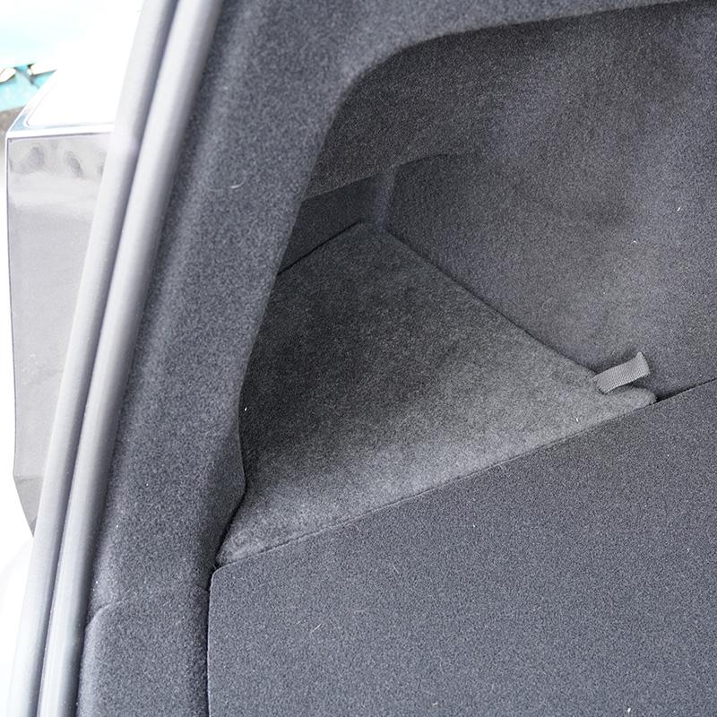 For Tesla Model Y Juniper 2025 Rear Trunk Storage Box Rear Trunk Door Sill Protector Strip Cover Sill Guard Protect Accessories