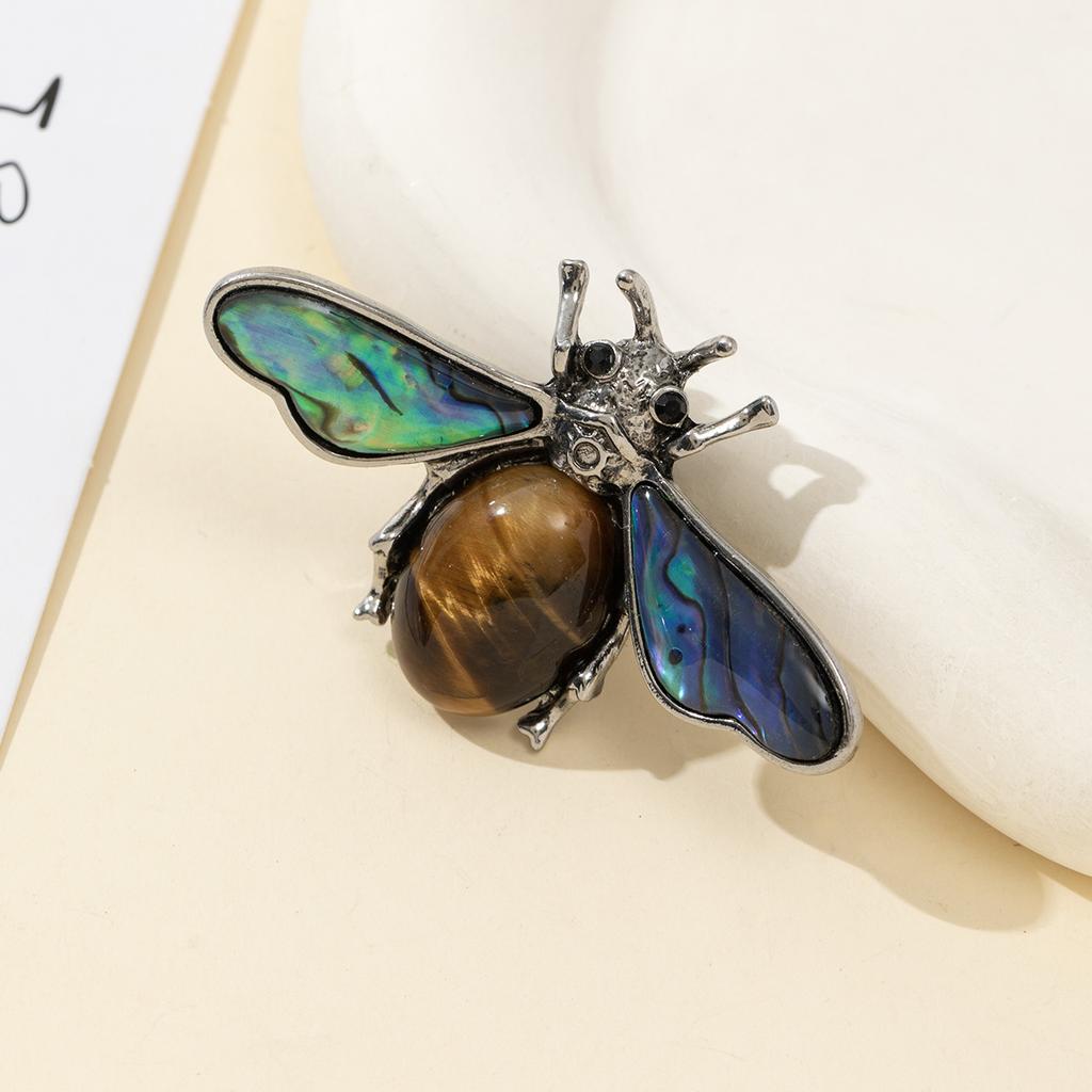 1Pc, Natural Stone Ladybird Shape Brooches, Boho Reiki Healing Crystal Amethyst Malachite Lapis Lazuli Gemstone Brooch Pin for Women Men Jewelry