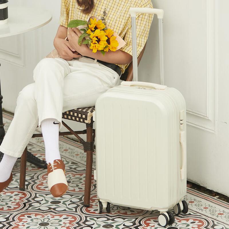 Легкий чемодан Kuaichi на колесиках, 18 дюймов, из ABS+PC пластика.