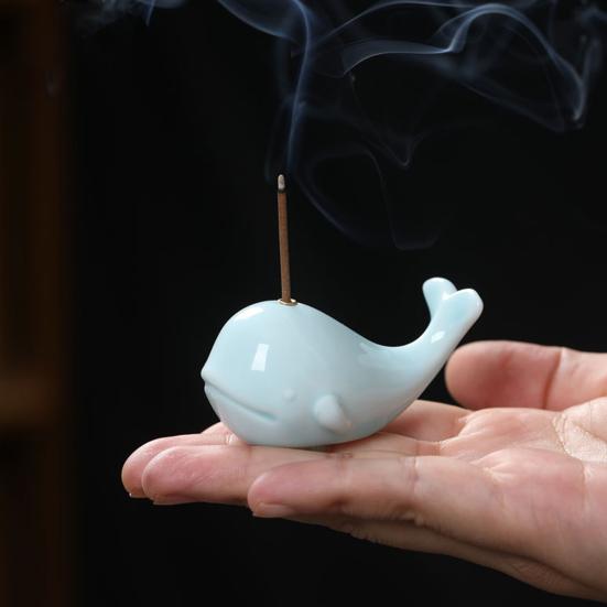 Mini Ceramic Incense Holder, Whale Shape Incense Stick Holder, Cute Incense Burner, Multi-purpose Ornament for Bedroom Yoga Room Tea House