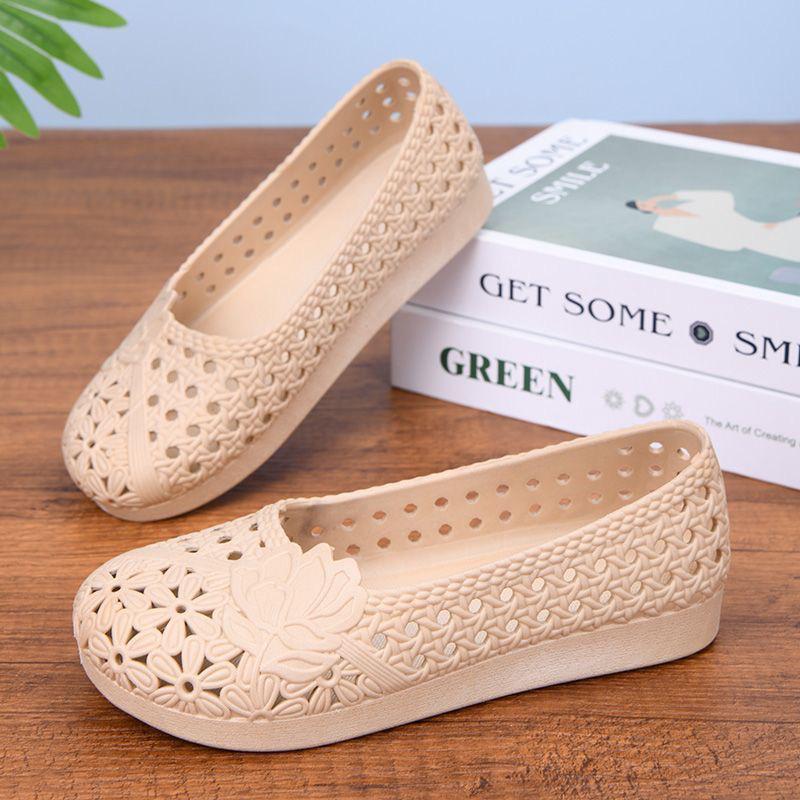 Женские модные Crocs: Повседневные, нескользящие, дышащие полые сандалии для мам - Взуття для роботи без шнурків