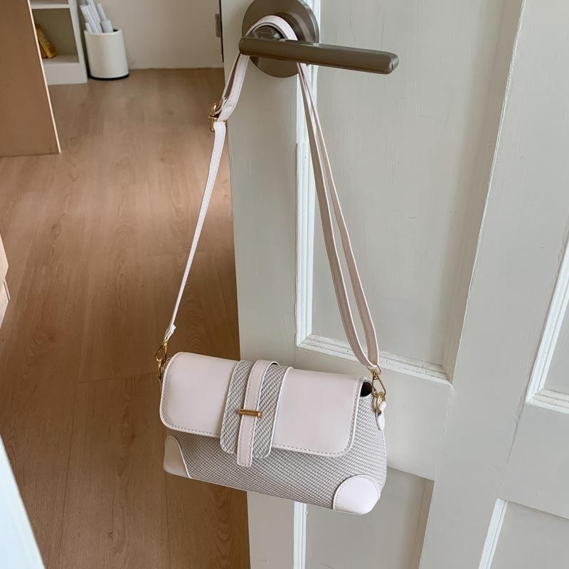 Women S Korean Style Versatile Crossbody Underarm Baguette Small Square Bag