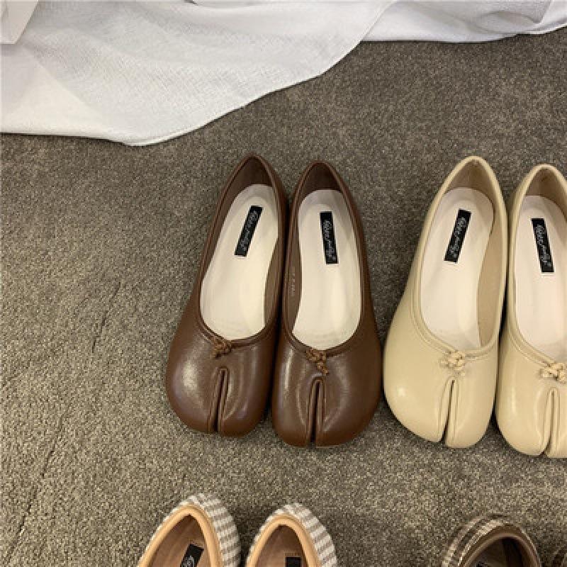 2025 весна и осень новая обувь Doudou женская обувь с подпальцевой частью копытца поросенка носки ленивые туфли-подковы плоские одинарные туфли осень