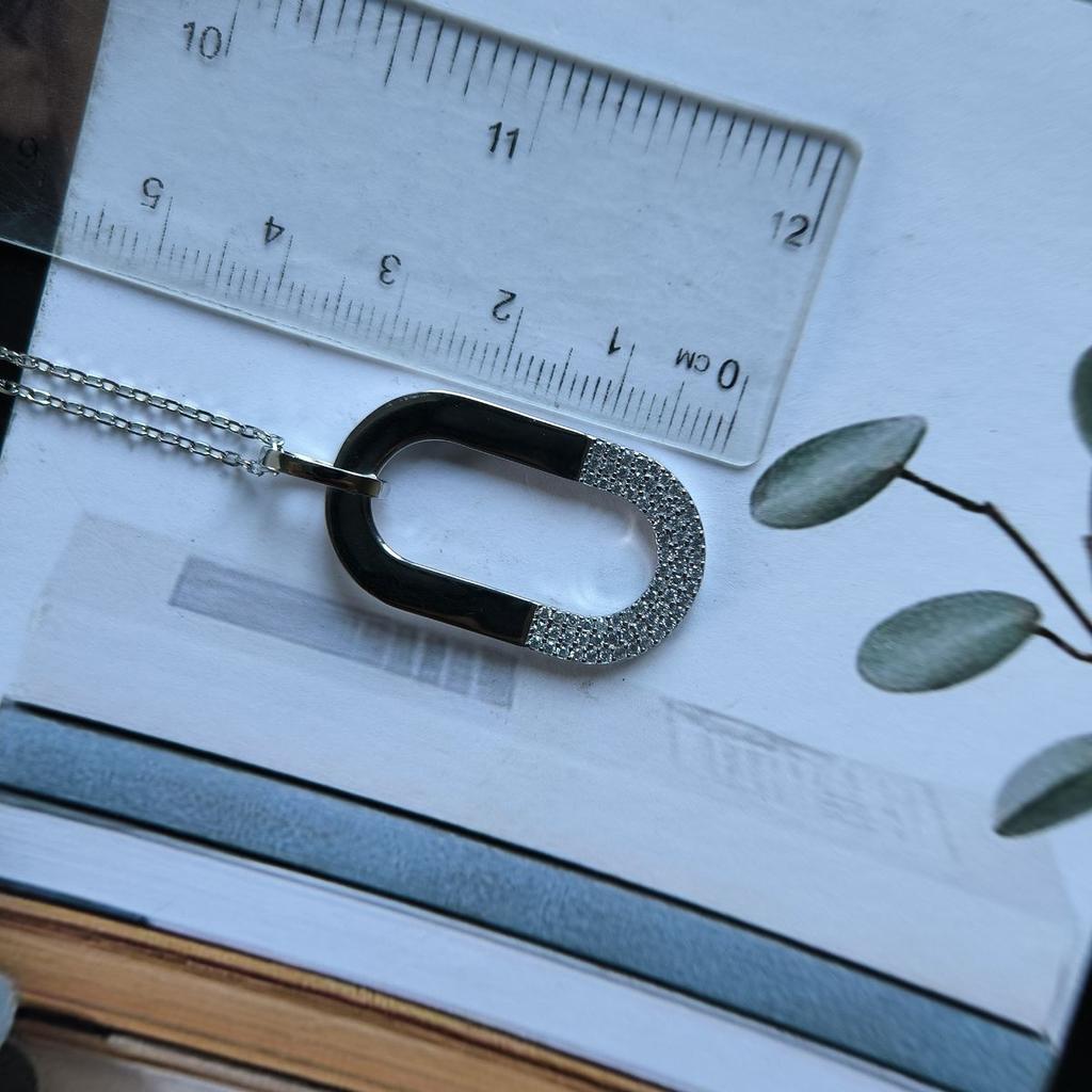 Серебряное колье с фианитами, вес изделия 5,61 гр (2192473)