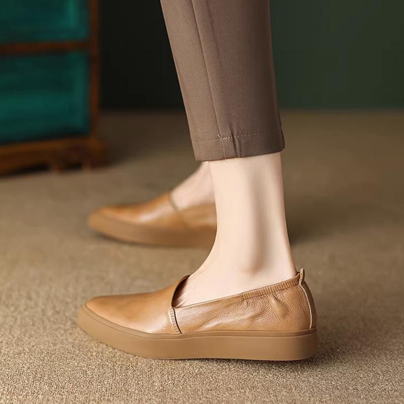 Thick-soled Black Loafers Women's Pointed Head Flat-soled Temperament Soft Leather High-end Niche Single Shoes Genuine Leather Driving Grandma Shoes