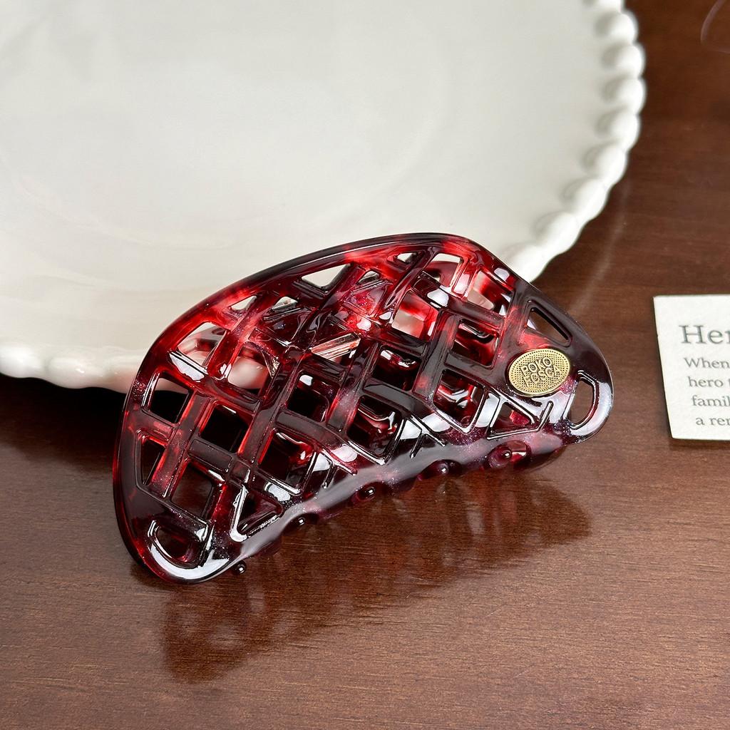 Acetate Chic Handmade Hair Claw Clips For Effortless Updos In Fashionable Colors