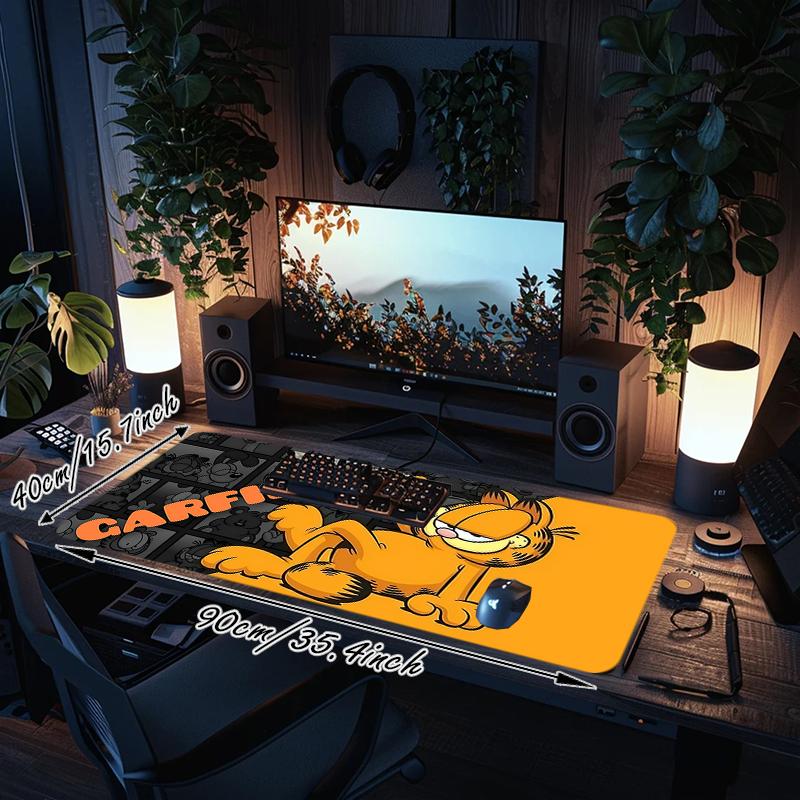 1Pc Garfield'S Playful Pose Gaming Mouse Pad Keyboard Desk Mat Non-slip Rubber Lock Edge Waterproof Computer Mousepad for Office Home Decor Ey13