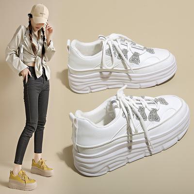W новая обувь на доске с пайетками осенняя приливная белая обувь толстая подошва внутренняя высота увеличение модная повседневная обувь студенческая обувь