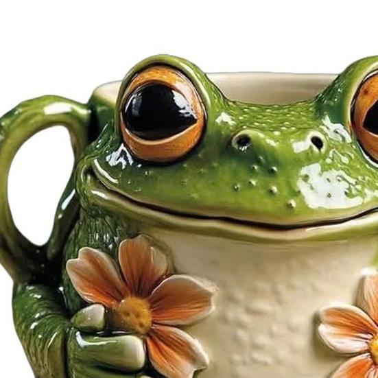 Керамическая кружка в форме лягушки с мелкими цветами, гладкая текстура, чашка для кофе и чая для утренней радости, уютная кружка с лесным персонажем, подарок для любителей животных