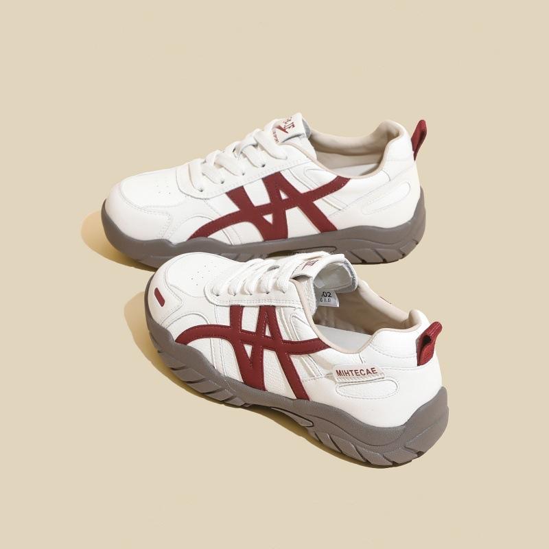 Ретро немецкие тренировочные кроссовки женские 2025 осень новые с утолщенной подошвой повседневные универсальные кроссовки Форреста Гампа мягкая подошва удобные маленькие белые спортивные кроссовки