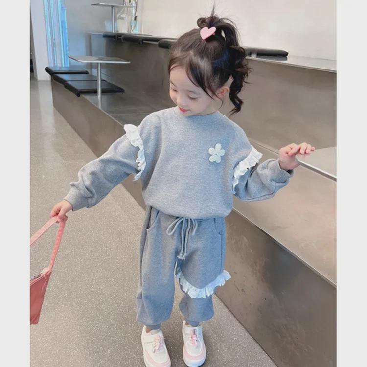 Stylish Girls' Two-Piece Sets: Kids Sports Suits & Baby Sweatshirt Trousers, Trendy Children's Fashion for Spring & Autumn 2022.