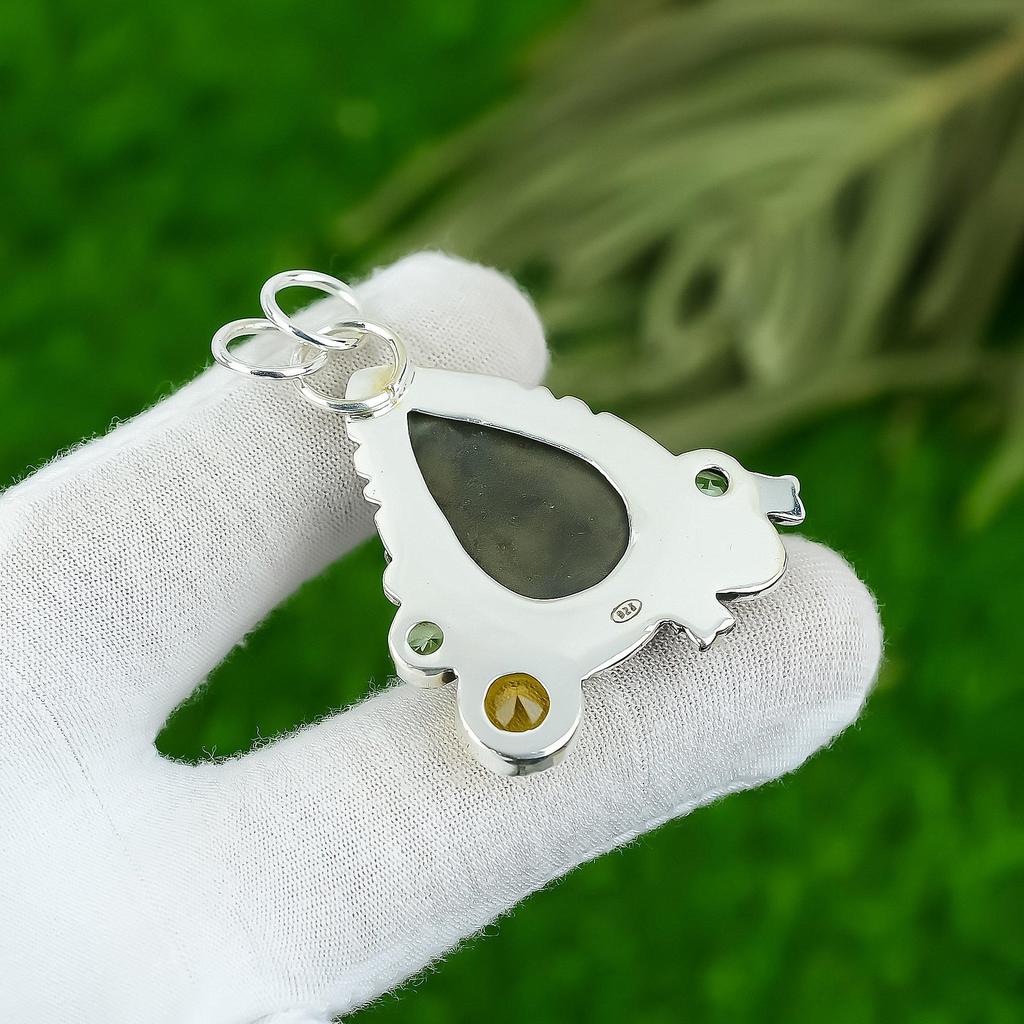 Natural Labradorite Rough Gemstone Pendant 925 Sterling Silver Jewelry For Girls