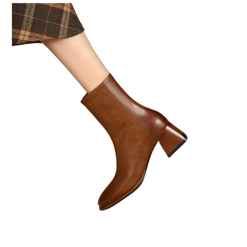 Модные винтажные женские короткие сапоги во французском стиле 2024 года, осень/зима, новое поступление, квадратный носок, утягивающие мягкие кожаные сапоги