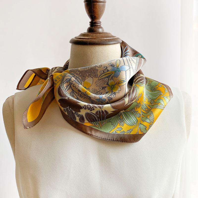 Green floral 100% mulberry silk scarf autumn and winter small square scarf versatile silk scarf temperament Korean silk scarf women