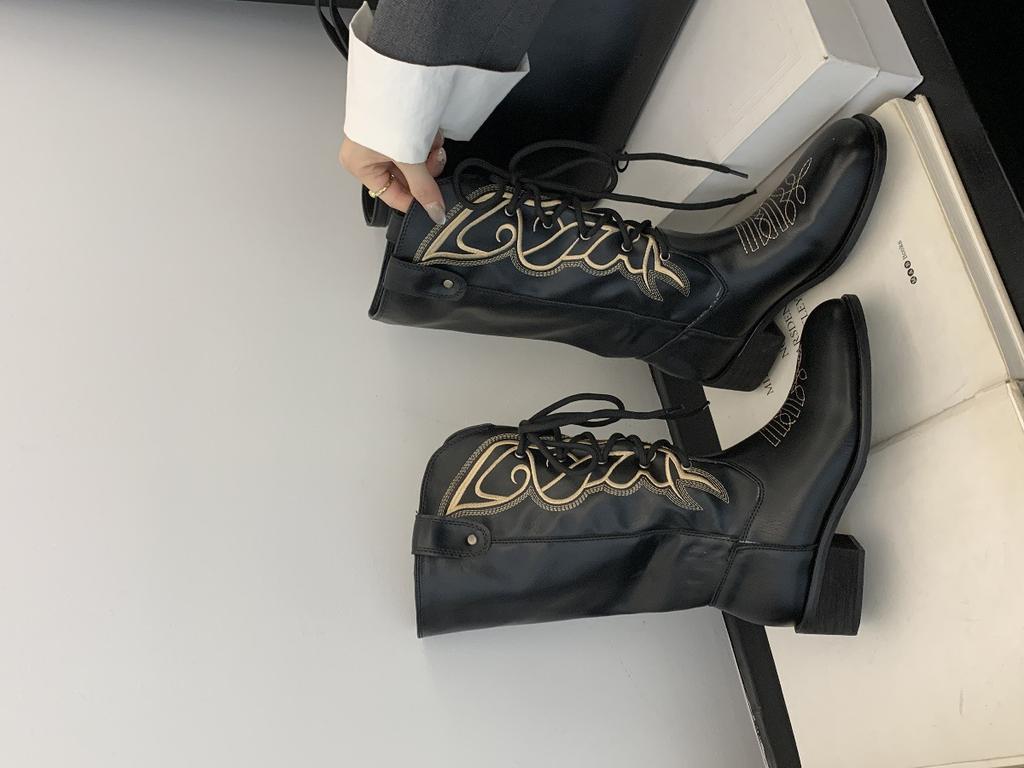 French Retro Strap Embroidered V-mouth Western Cowboy Boots Medium Tube Martin Boots Desert Wind Travel Thick Heel Knight Boots