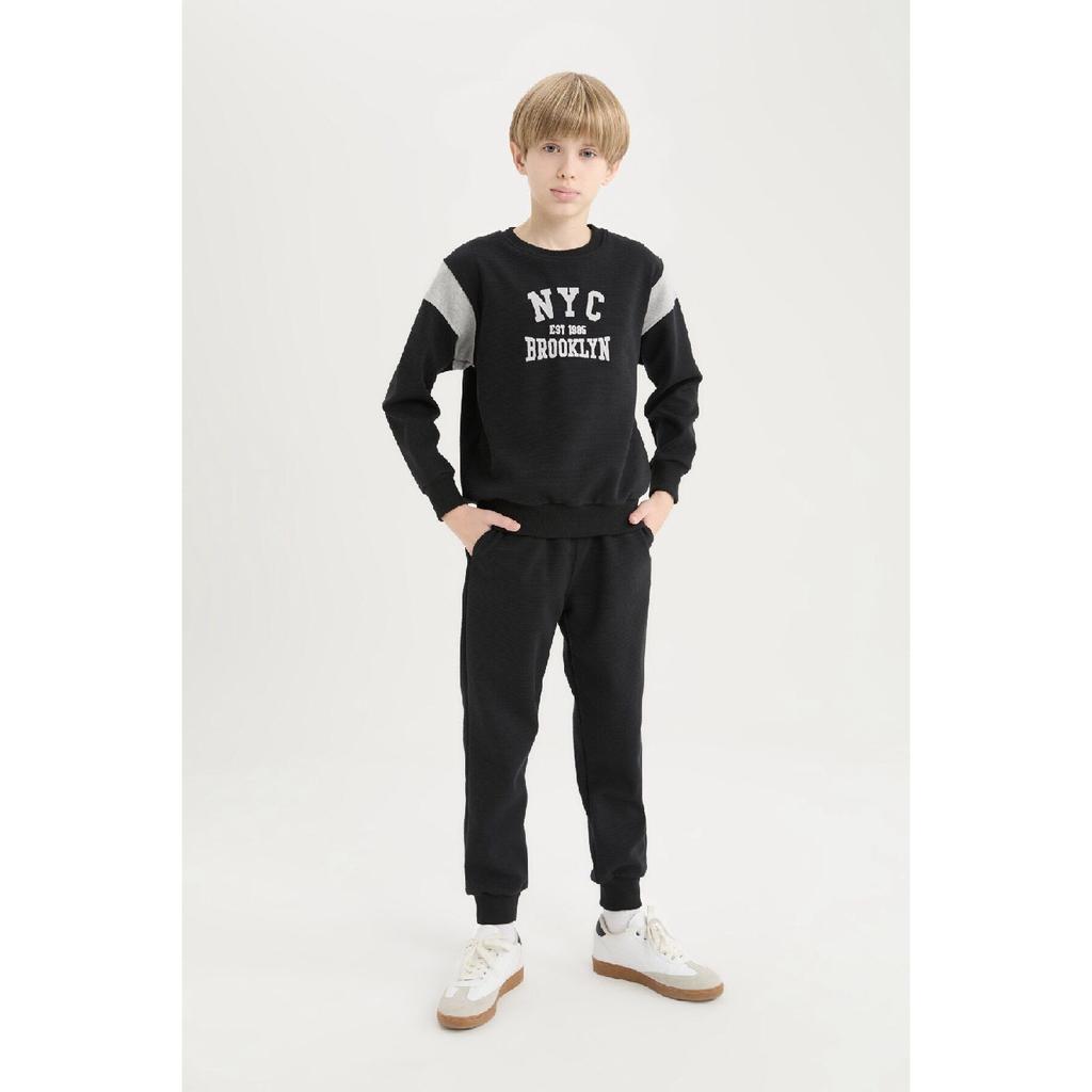 Мальчик 2 Команда D4742a8ns