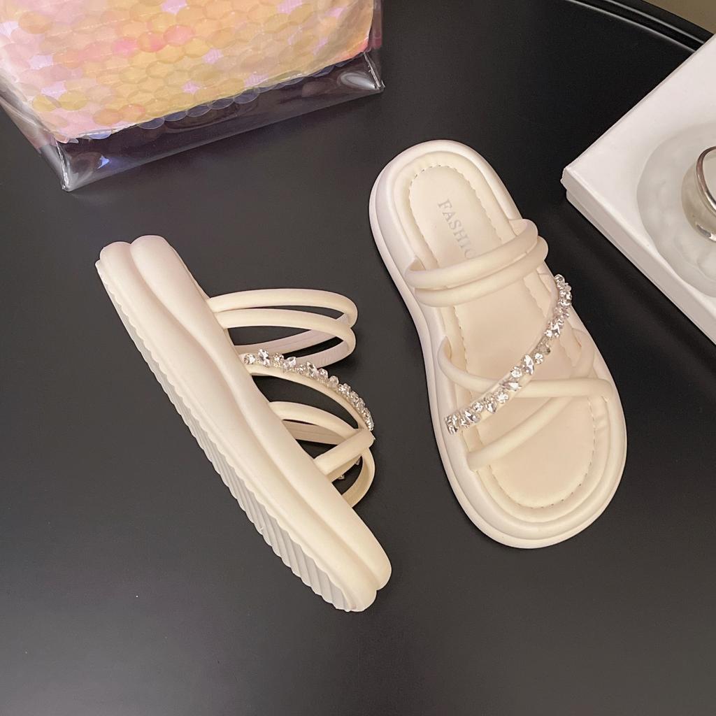 Наступая на дерьмо мягкие кожаные тапочки женские 2025 новая летняя обувь на один палец с юбкой нескользящая мягкая подошва два варианта носки сандалии