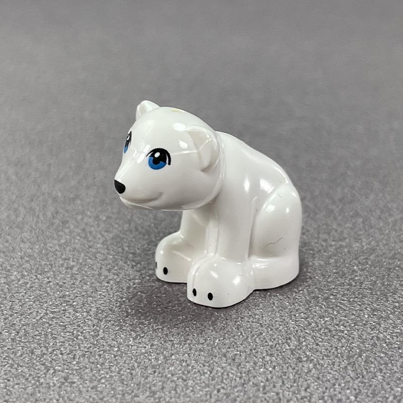 Illuminated Arctic Animal Block Set: Penguin, Polar Bear, Husky & Wolf Igloo.