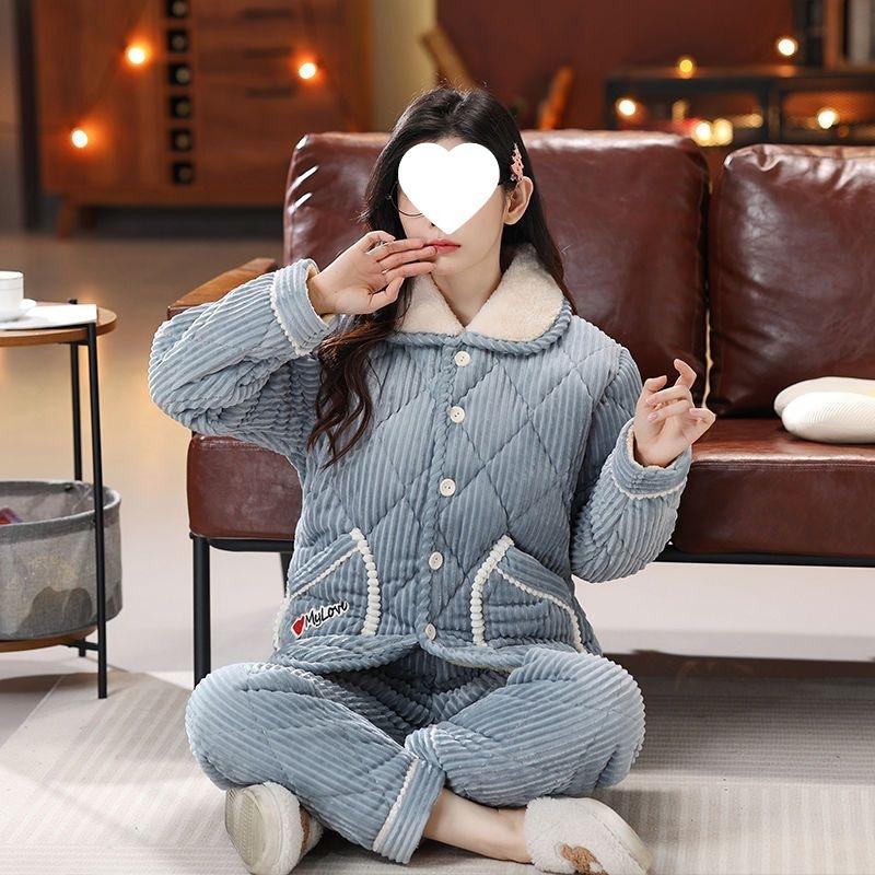 Пижама женская трехслойная утолщенная и милая зимняя можно носить больших размеров теплая стеганая домашняя одежда