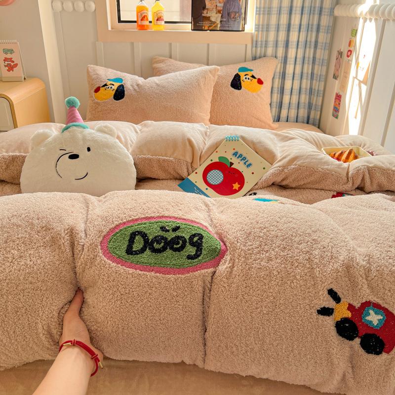 Зимний плюшевый бархатный комплект постельного белья: Фланелевые флисовые простыни и плюшевый пододеяльник