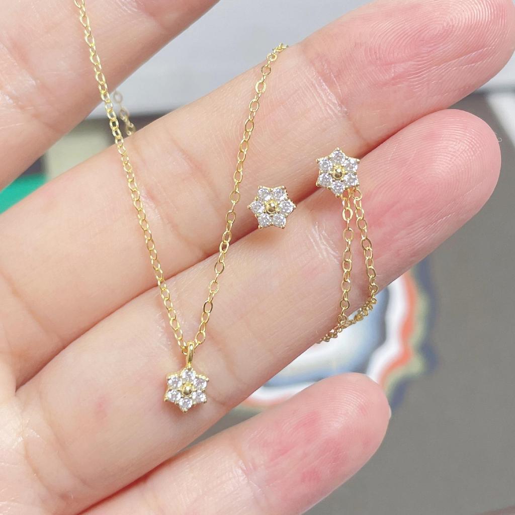 Ожерелье с подвеской-цветком из стерлингового серебра с покрытием 14K золотом - Элегантная цепочка на ключицу, подарок