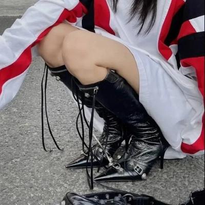 Мода 2024 Зима Новые женские сапоги Высокое качество Модные остроносые однотонные с боковой молнией на высоком каблуке Модные женские сапоги на высоком каблуке